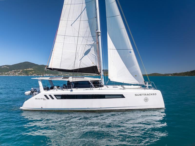 Sidetracked under sail off Airlie Beach - photo © Phill Gordon / Riptide Creative