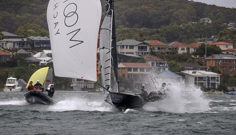 2021-22 Red Pumps 16ft Skiff nationals decided as three-boat battle fades with breeze