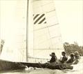 The Willie B crew shows its style on the Brisbane River © John Steamer Stanley collection