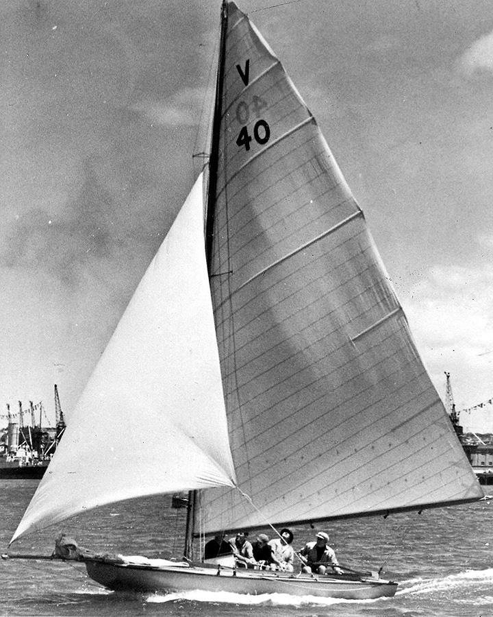New Zealand's 18ft Skiff Racing Record: 1950, radical designed winner, Komutu photo copyright Archive taken at Australian 18 Footers League and featuring the 18ft Skiff class