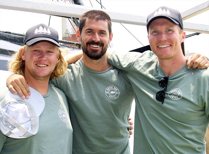 Last season's The Oak Double Bay-4 Pines 18ft Skiff team returns for 2020-21 Season (l-r) Charlie Gundy, Courtney Mahar, Aron Everett - photo © Frank Quealey