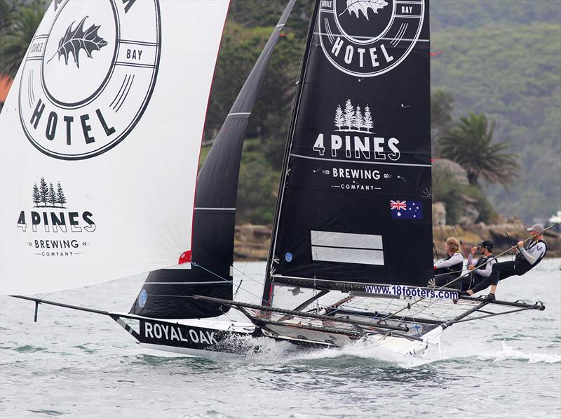 18ft Skiff JJ Giltinan Championship day 5: The Oak Double Bay-4 Pines near the lead early in the race photo copyright Frank Quealey taken at Australian 18 Footers League and featuring the 18ft Skiff class