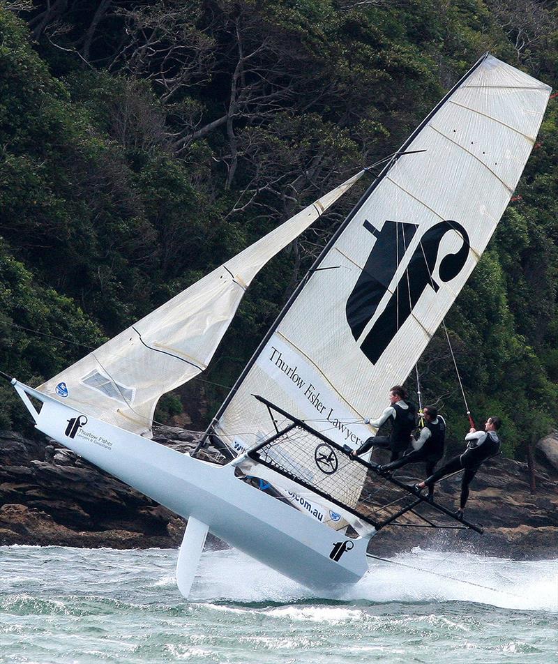 Reaching across Sydney Harbour during the 2013 JJs - photo © Frank Quealey