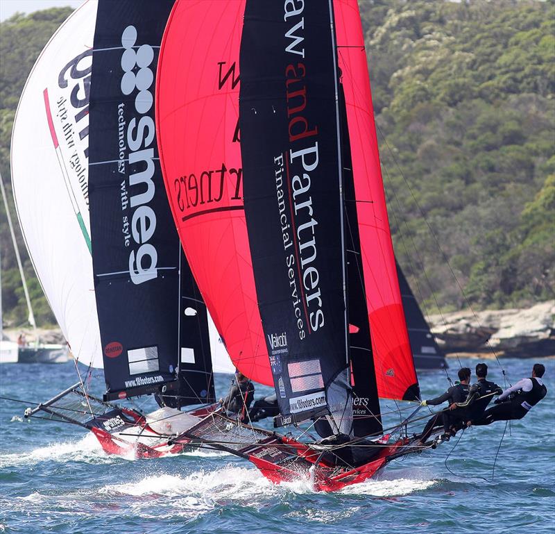 Shaw and Partners chases early leader Smeg in Race 7 of the Australian Championship - photo © Frank Quealey