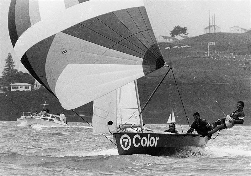 Color 7's team heads to the finish line and victory at the 1977 worlds - photo © Bob Ross