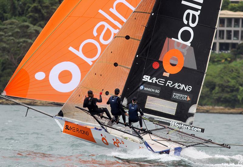 Balmain on a SE run in the 2021-22 season photo copyright Frank Quealey taken at Australian 18 Footers League and featuring the 18ft Skiff class