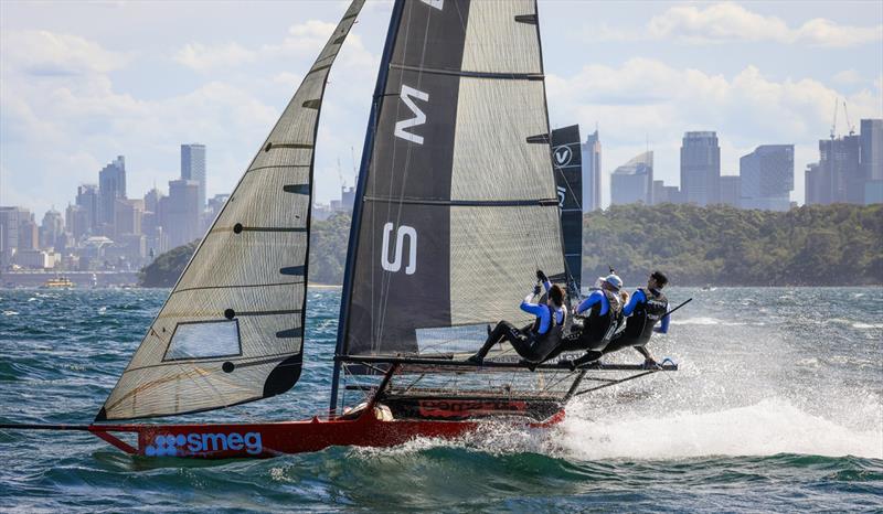 Smeg ekibinin vücutlarında baskı izleri görülüyor - 18ft Skiffs SIXT Bahar Şampiyonası, 3. Yarış - fotoğraf © SailMedia