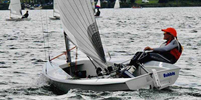 Brenda Hoult styling it up the beat during the Solo Inland Championship 2021 at Grafham Water photo copyright Will Loy taken at Grafham Water Sailing Club and featuring the Solo class