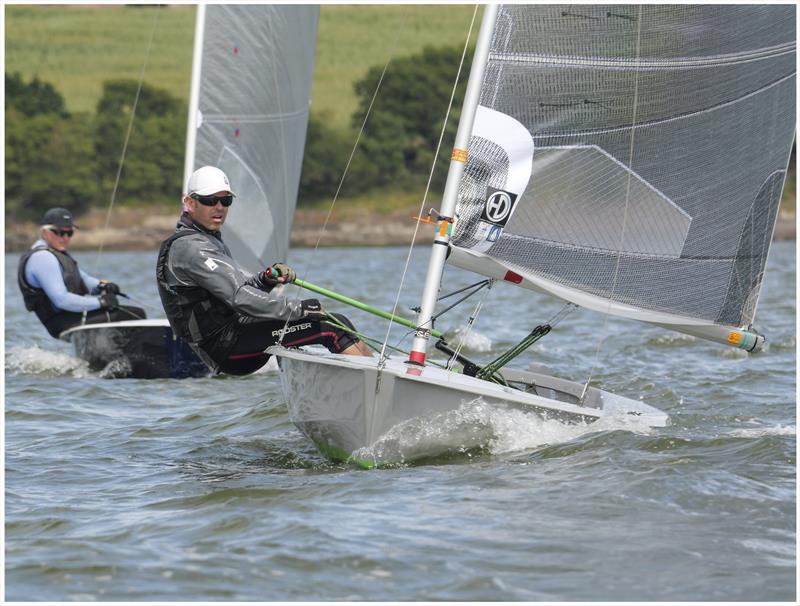 P&B Solo Western Series at Starcross - photo © Garnett Showell