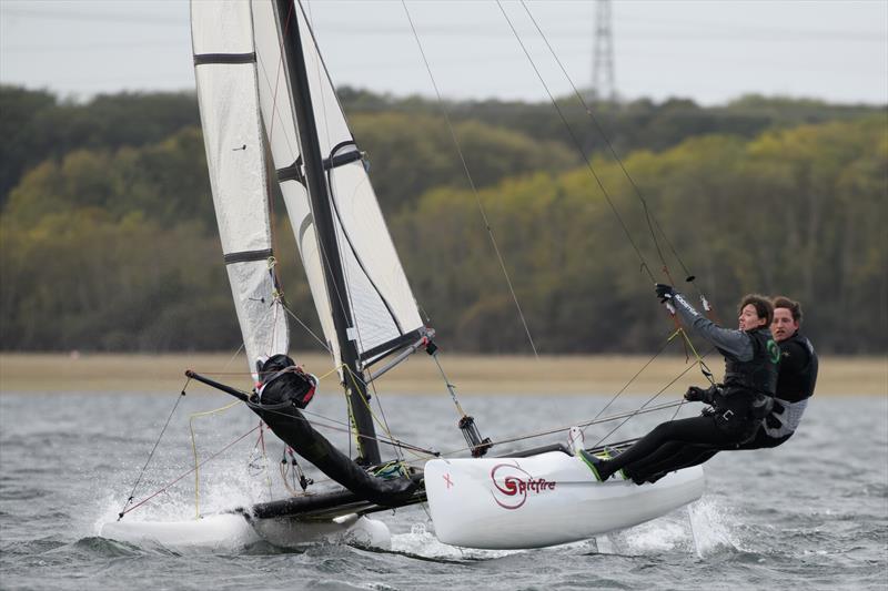 Grafham Water Katamaran Açık Turnuvası 2026 - fotoğraf © Paul Sanwell / OPP