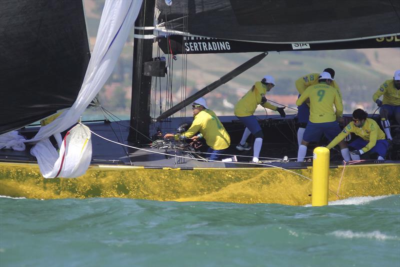 Kite hoist with SSL Gold Cup Team Brazil. - photo © Flávio Perez