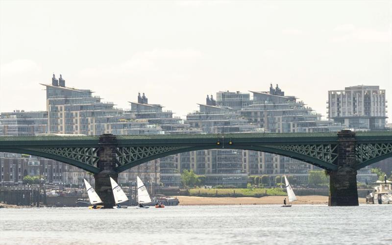 Leaders running towards Battersea Railway Bridge - Holt Streaker Golden Jubilee Tideway Race - photo © BR Sailing Photography
