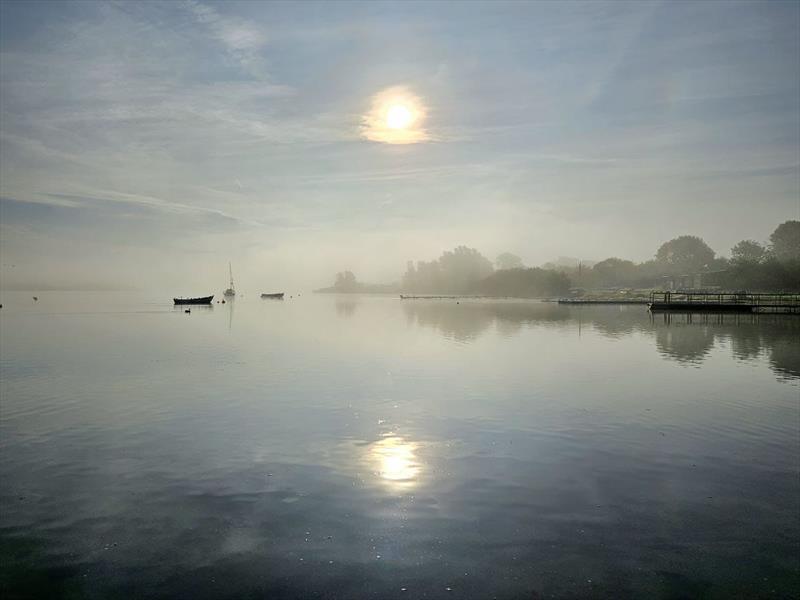 Sunny morning - Supernova Inlands 2023 at Grafham Water - photo © Sally Bleasdale