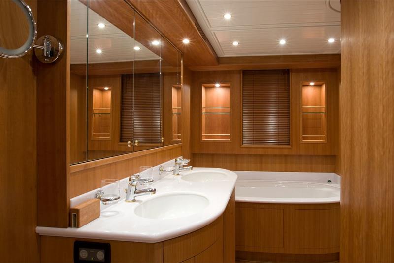 En suite aboard Lady Amanda - photo © West Nautical