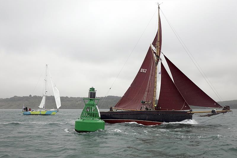 Jolie Brise ahead of TS City of London at the ASTO Small Ships Race Cowes 2018 - photo © Max Mudie