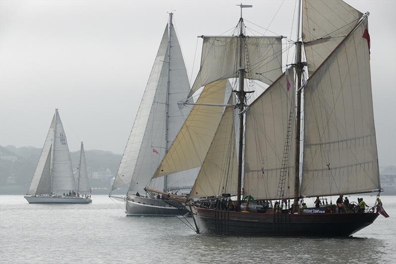 Rona II, Proflific and Johanna Lucretia in the ASTO Cowes Small Ships Race - photo © ASTO - Max Mudie