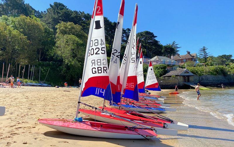 South West Topper Traveller at Salcombe - photo © Graham Cranford-Smith