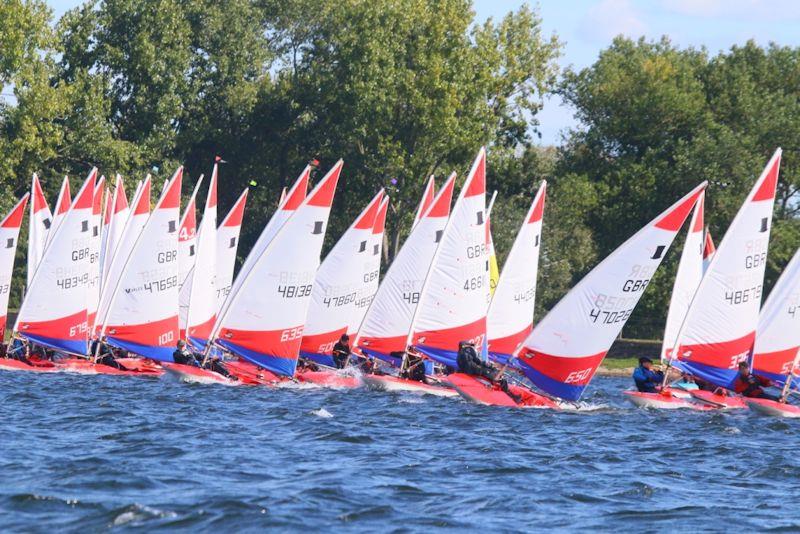 Startline Action - GJW Direct ITCA National Topper Series NS1-South open meeting at Island Barn photo copyright ITCA taken at Island Barn Reservoir Sailing Club and featuring the Topper class