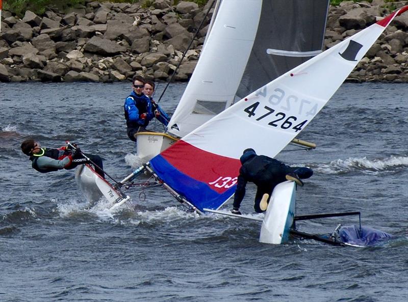 Breeze on at Combs photo copyright Darren Clarke taken at Derbyshire Youth Sailing and featuring the Topper class