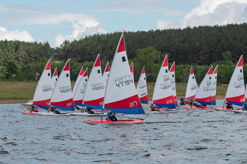 Topper fleet start - NEYYSA North Region Youth & Junior Championships at Derwent Reservoir photo copyright Dave Wood taken at Derwent Reservoir Sailing Club and featuring the Topper class