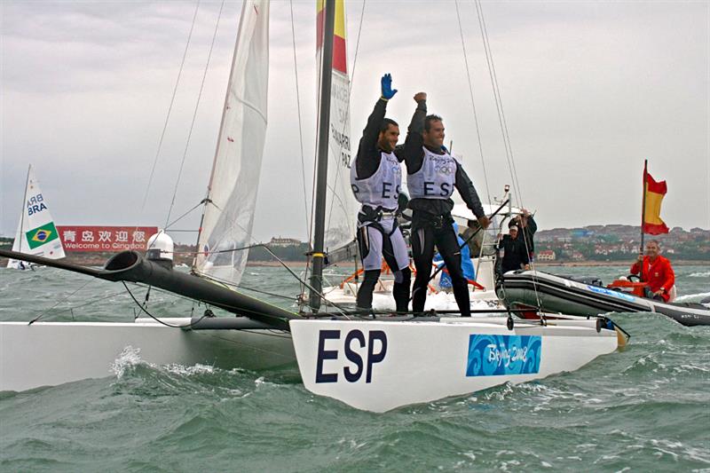 2008 Olympic Regatta - TV camera positioned in the extreme end of the Spanish Tornado cat - photo © Richard Gladwell