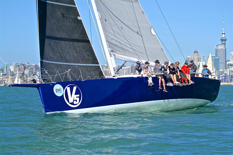 V5 - Start - PIC Coastal Classic - October 19, photo copyright Richard Gladwell taken at  and featuring the TP52 class