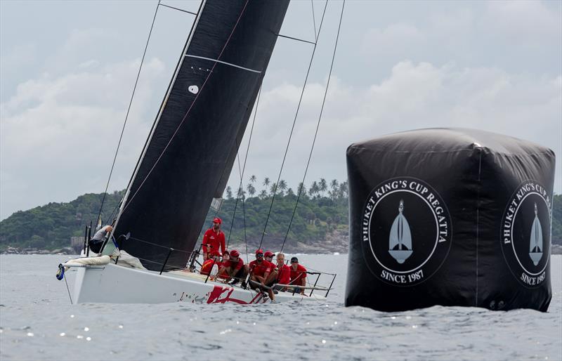 Team Hollywood, moving slowly. Phuket King's Cup 2022 - photo © Guy Nowell / Phuket King's Cup