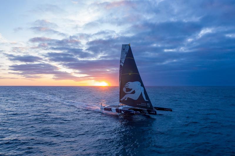 The Maxi Edmond de Rothschild sets off again on their Jules Verne Trophy record attempt - photo © Y.Riou / polaRYSE / Gitana S.A