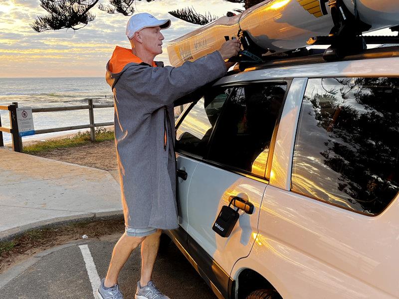 New Beach Coat - grey/orange - photo © Vaikobi