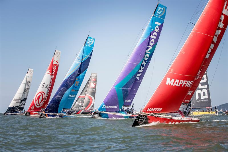 MAPFRE leads the fleet away as Volvo Ocean Race Leg 8 from Itajaí to Newport starts - photo © María Muiña / MAPFRE 