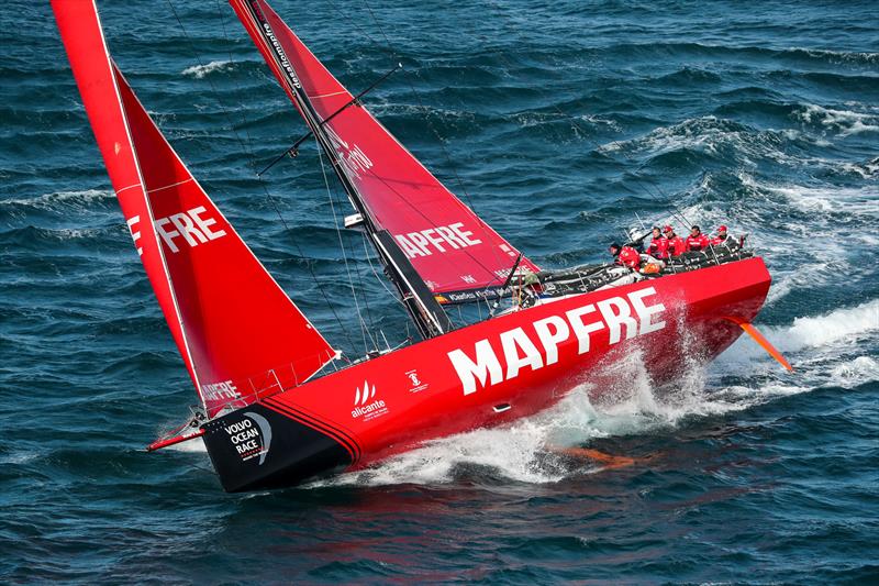 MAPFRE, Leg 4, Melbourne to Hong Kong, start photo copyright Ainhoa Sanchez / Volvo Ocean Race taken at Royal Melbourne Yacht Squadron and featuring the Volvo One-Design class