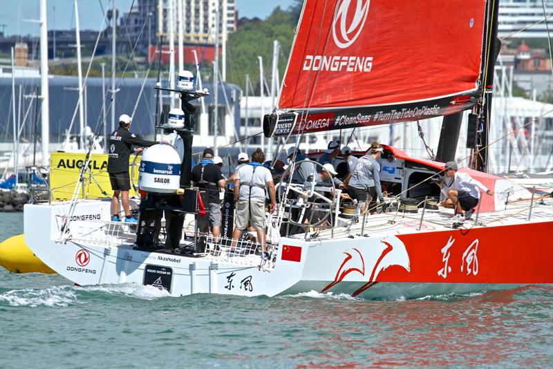Mark rounding - Dongfeng - Volvo Ocean Race - Auckland Stopover In Port Race, Auckland, March 10, photo copyright Richard Gladwell taken at  and featuring the Volvo One-Design class