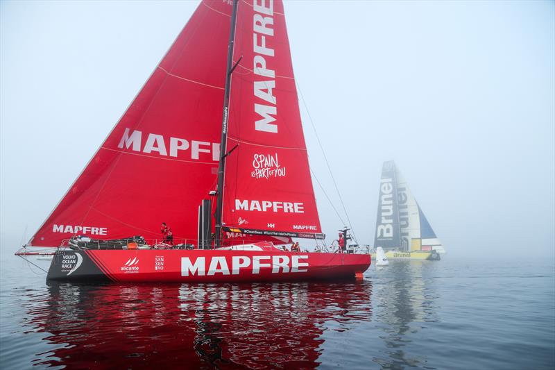 MAPFRE and Team Brunel - Leg 8 from Itajai to Newport. Arrivals. 08 May,. - photo © Jesus Renedo / Volvo Ocean Race