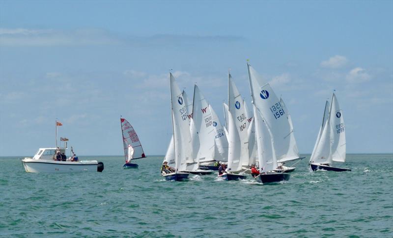 2025 Wanderer Nationals at Whitstable - Start - photo © Matthew King