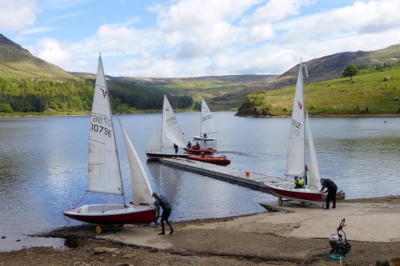 Discover Sailing event at Dovestone SC photo copyright Nik Lever taken at Dovestone Sailing Club and featuring the Wayfarer class
