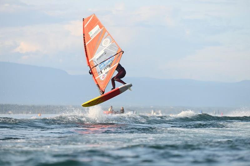Lisa Kloster rotating through an Air Funnel - 2024 Freestyle Pro Tour Geneva - photo © PROtography Official
