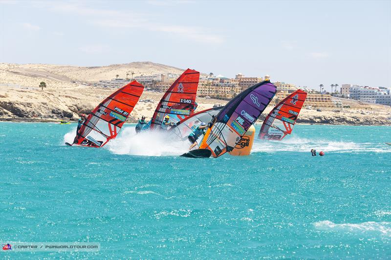 Maciek Rutkowski hits the front of the pack on Day 2 of the Fuerteventura PWA Grand Slam - photo © Carter / PWAWorldTour.com