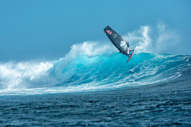 FBC to broadcast Fiji Surf Pro live