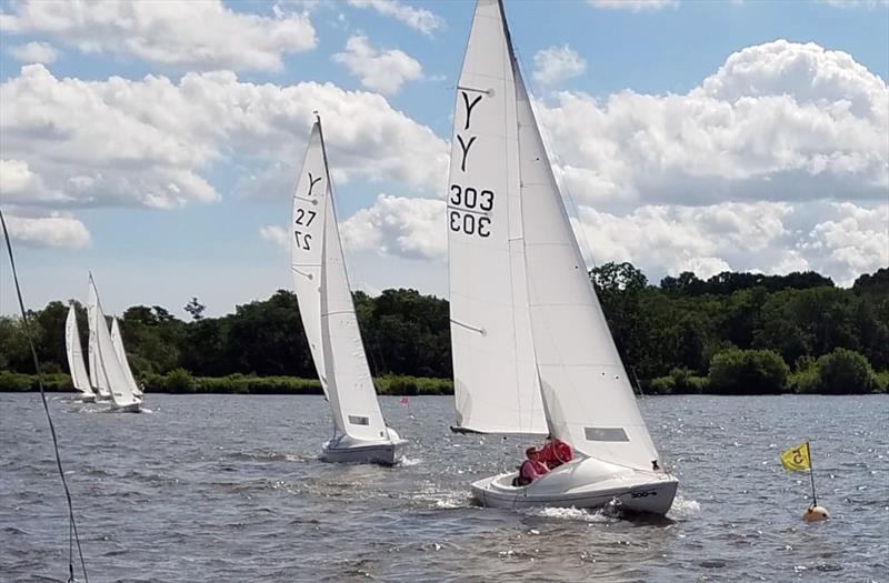 Rounding No.5 during the Yeoman Broadland Nationals 2022 photo copyright Peter Hill taken at Norfolk Broads Yacht Club and featuring the Yeoman/Kinsman class
