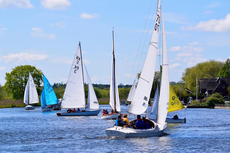 Discover Sailing day at Horning photo copyright Holly Hancock taken at Horning Sailing Club and featuring the Yeoman/Kinsman class